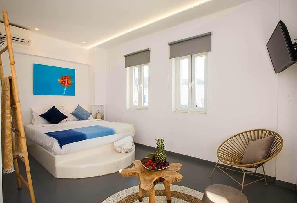 Jonaz Suites Mykonos Town Exteriör bild