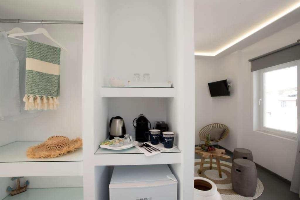 Jonaz Suites Mykonos Town Exteriör bild