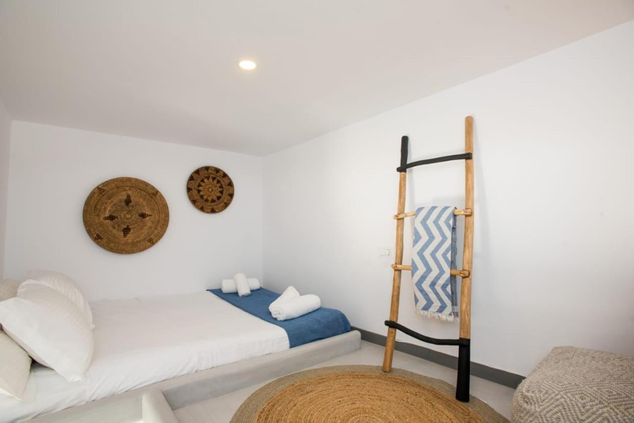 Jonaz Suites Mykonos Town Exteriör bild