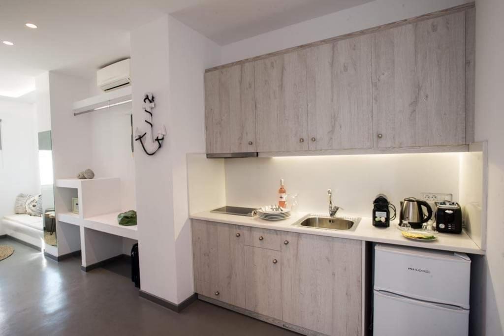 Jonaz Suites Mykonos Town Exteriör bild